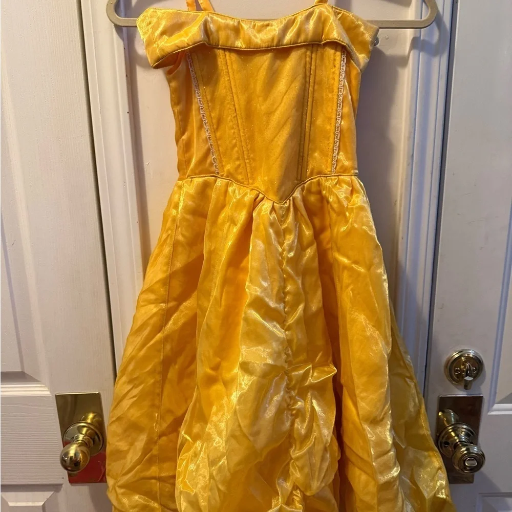 Diseños Candy's Belle from Beauty & the Beast Ball Gown